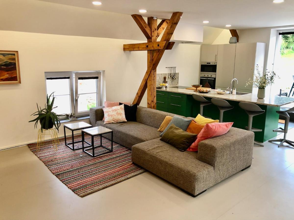 Fox Apartment Hostka  ภายนอก รูปภาพ